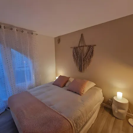 3 Chambres, 9p, Hyper Centre Apartment Chessy (Seine-et-Marne)