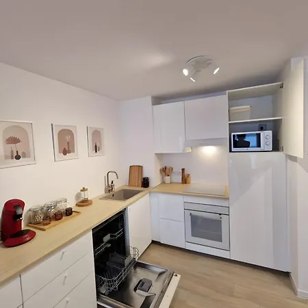 3 Chambres, 9p, Hyper Centre Apartment