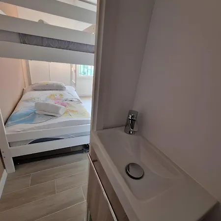 Apartment 3 Chambres, 9p, Hyper Centre Chessy (Seine-et-Marne)