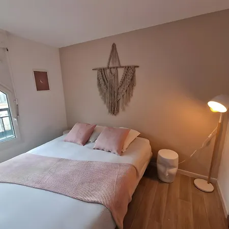 3 Chambres, 9p, Hyper Centre Apartment